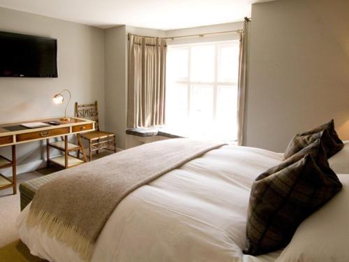 The Percy Arms Hotel Guildford Kültér fotó