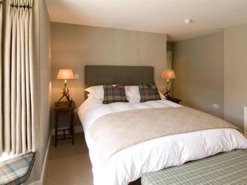 The Percy Arms Hotel Guildford Szoba fotó